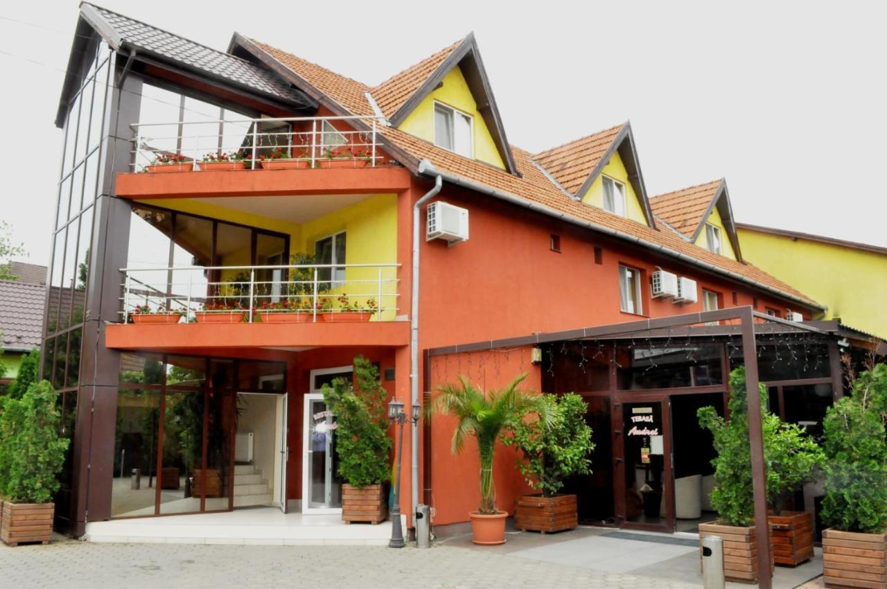 Hotel Andrei Cîmpia Turzii Exterior foto